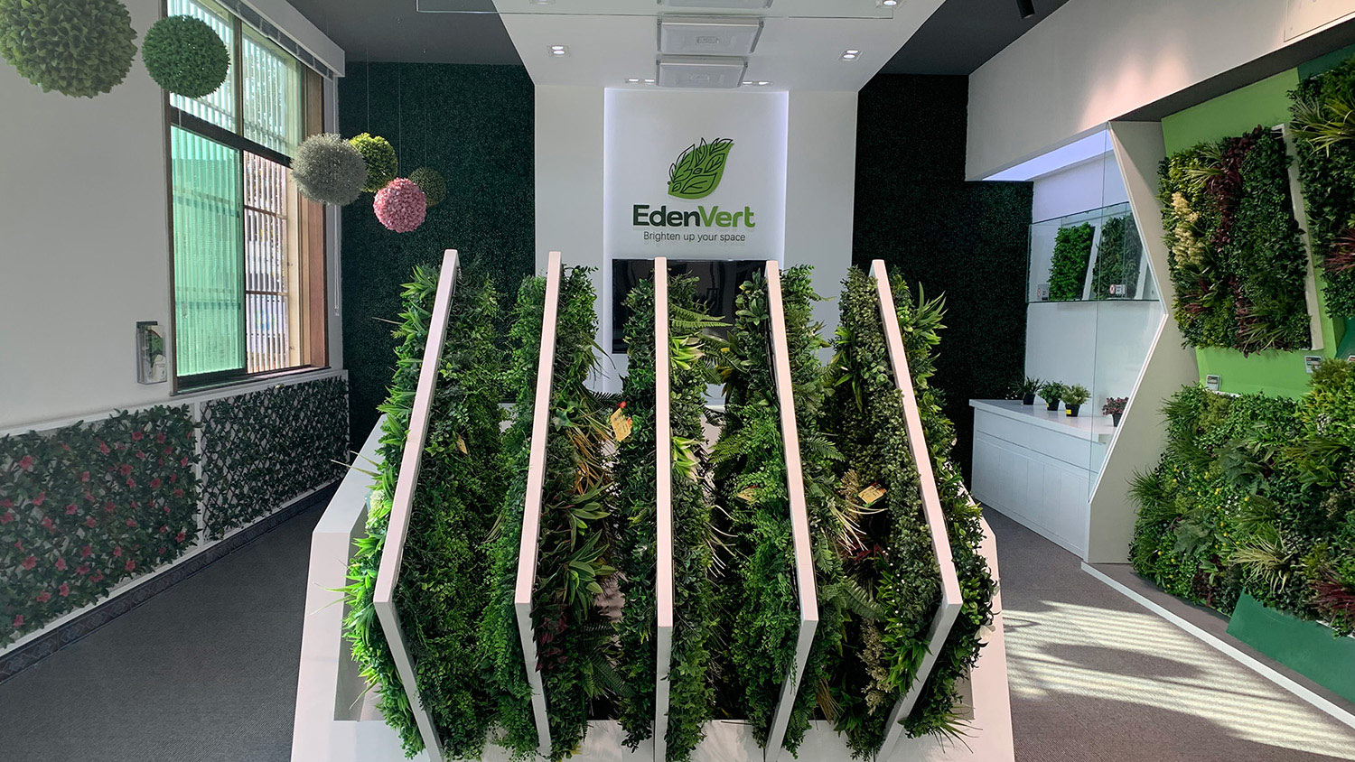 Video Sobre Nosotros 2 EdenVert Artificial Plants Showroom