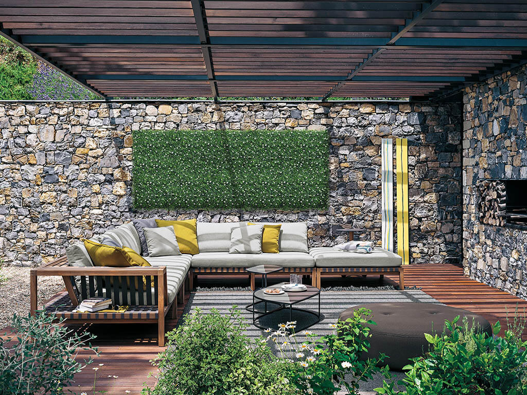 CREATE FEATURE WALLS WITH BOXWOOD PANELS 1 Artificial green wall panels