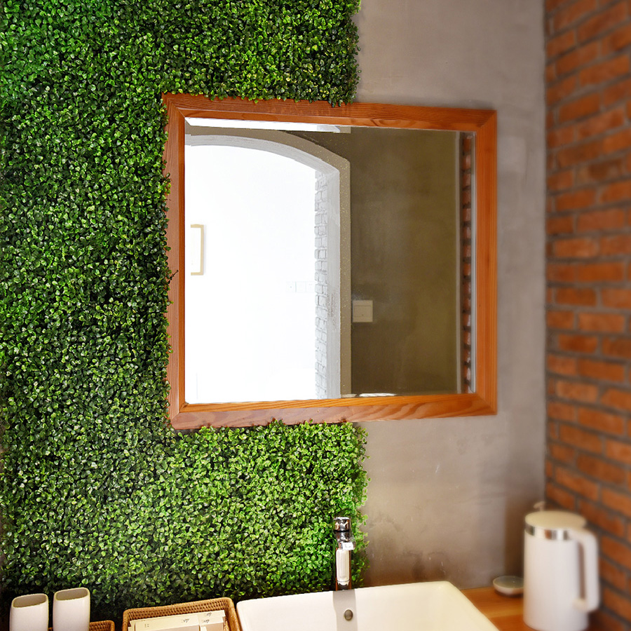 hedge wall for washroom