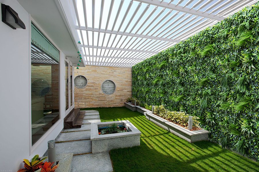 ¿De Qué Están Hechas las Plantas Artificiales? Una Explicación Clara 2 Paneles Verdes Artificiales